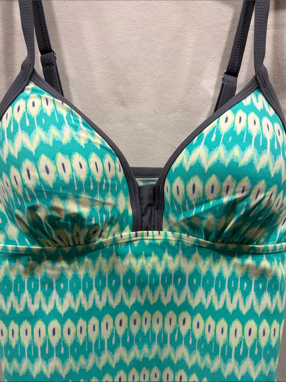 Free Country Tankini - Picture 2 of 4